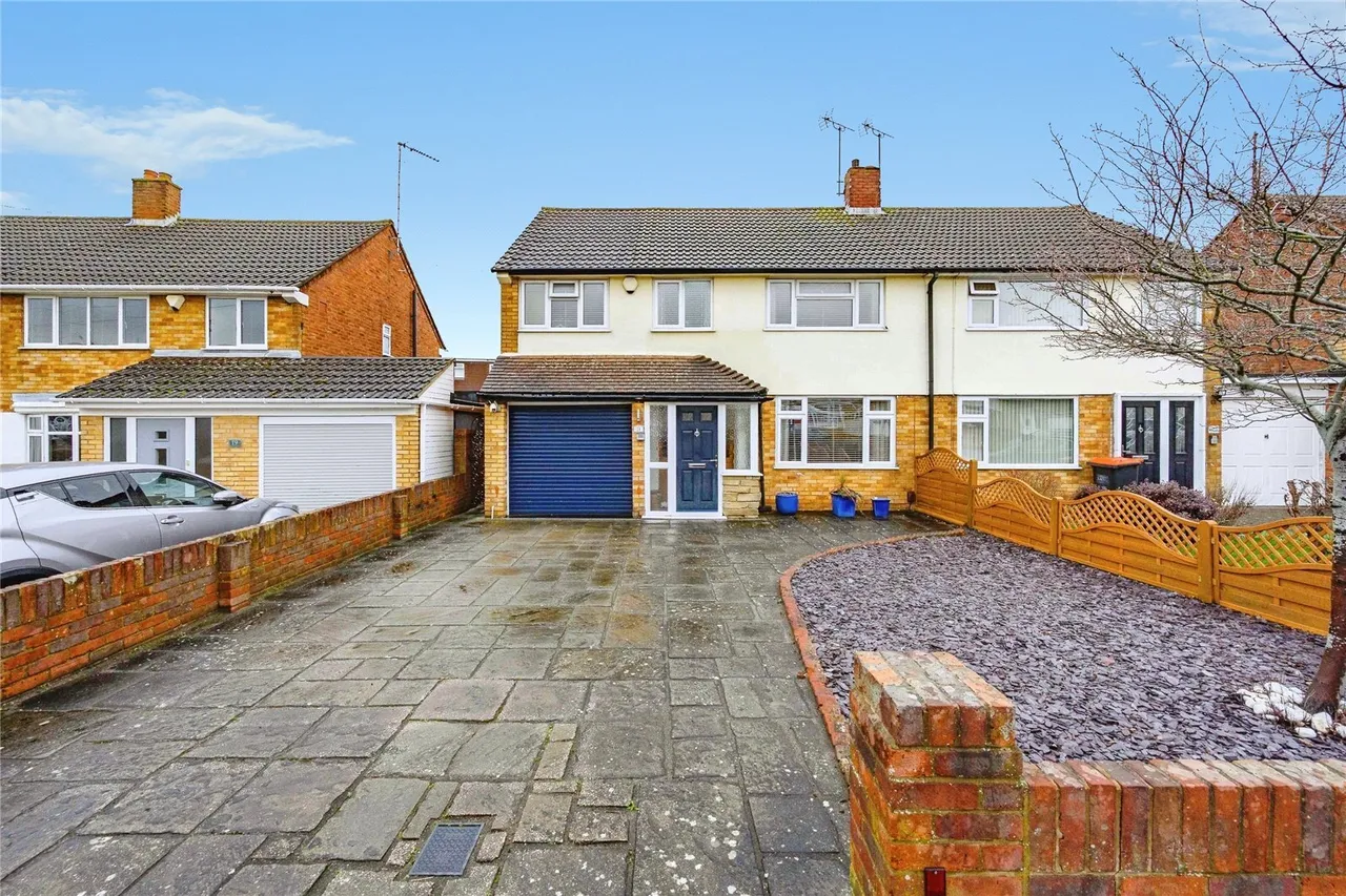 Buckwood Avenue, Dunstable, Bedfordshire, LU5, photo 17