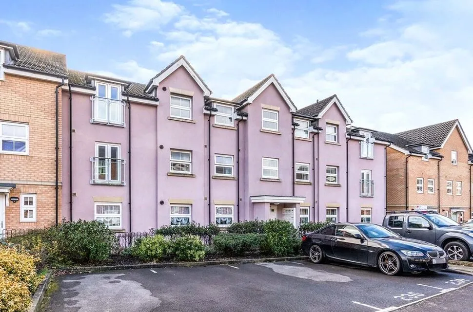 2 bed flat to rent, White's Way, Hedge End, SO30