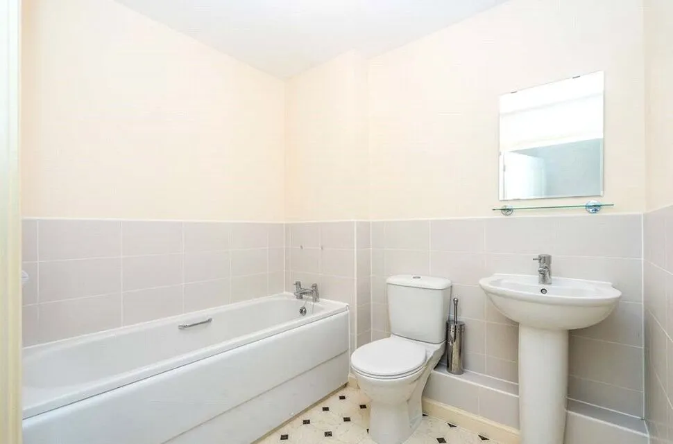 White's Way, Hedge End, SO30, photo 7