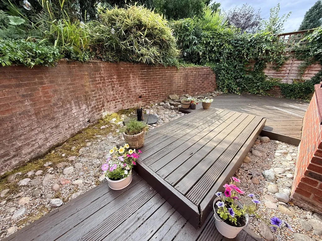 Glen Drive, Alton, photo 32