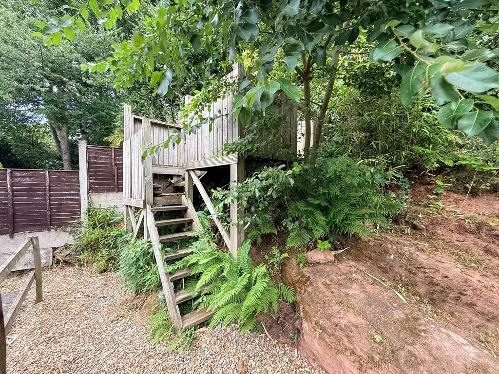Glen Drive, Alton, photo 34