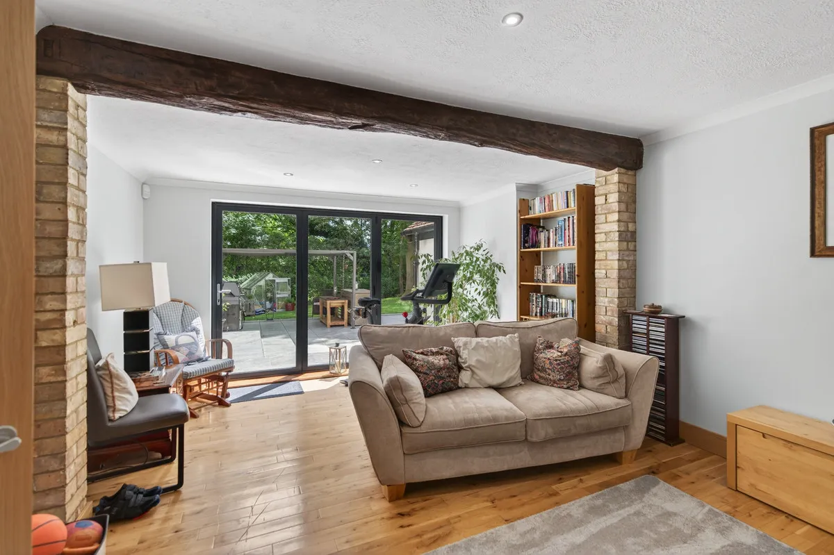Alconbury, PE28, photo 8