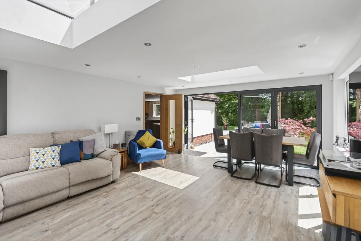 Alconbury, PE28, photo 9