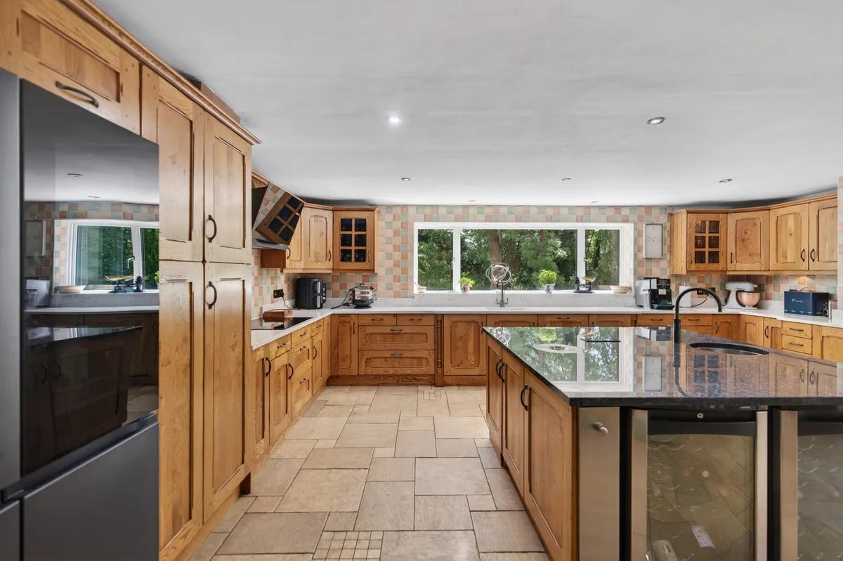 Alconbury, PE28, photo 6