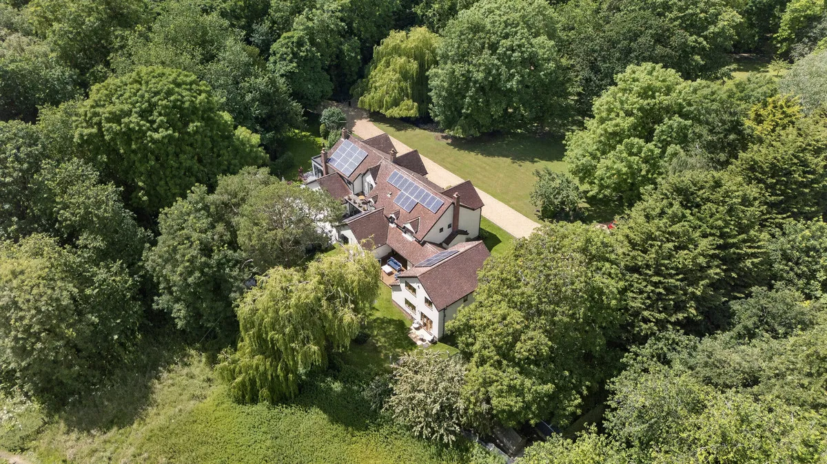 Alconbury, PE28, photo 18