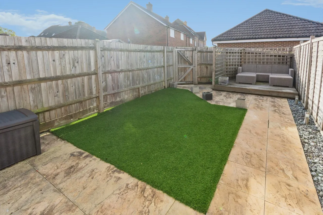 Silent Garden Road, Liphook, GU30, photo 27