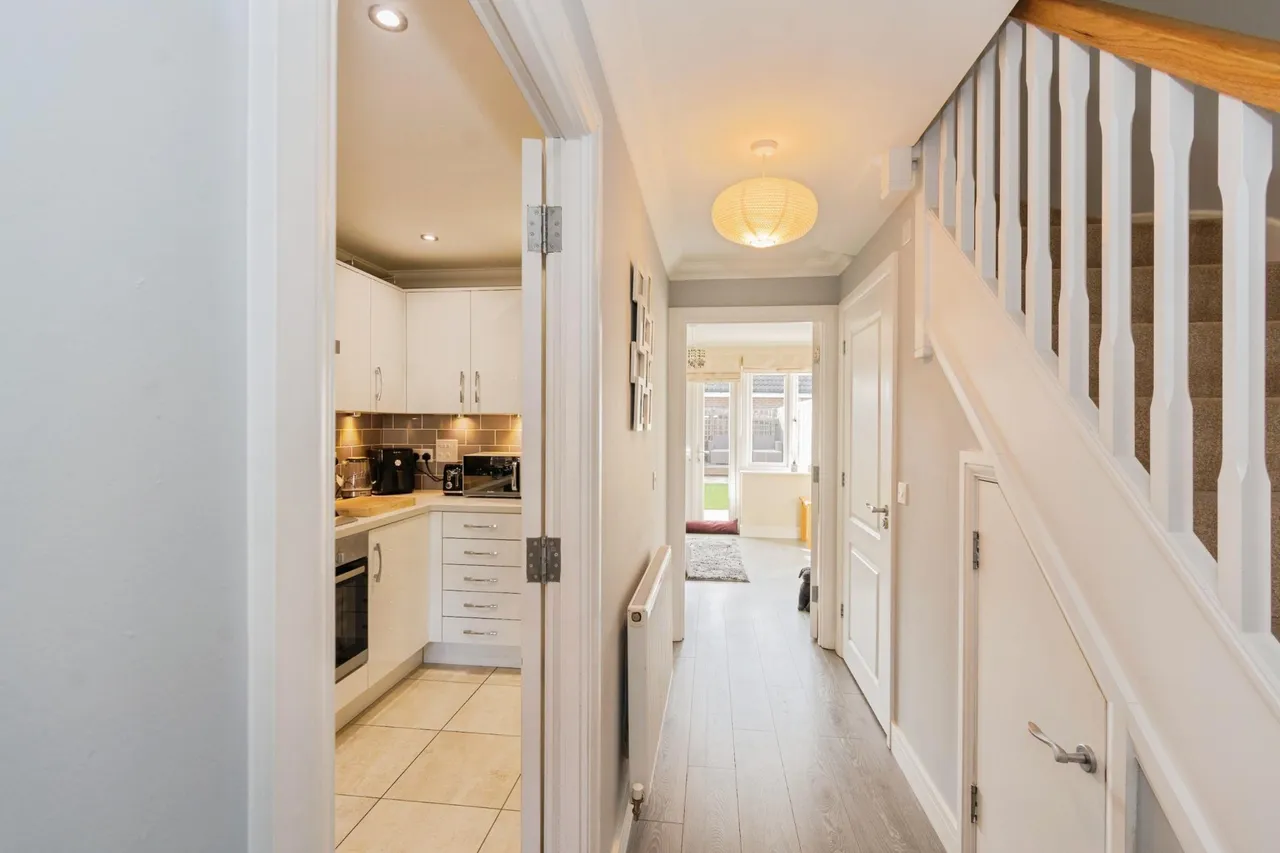 Silent Garden Road, Liphook, GU30, photo 10