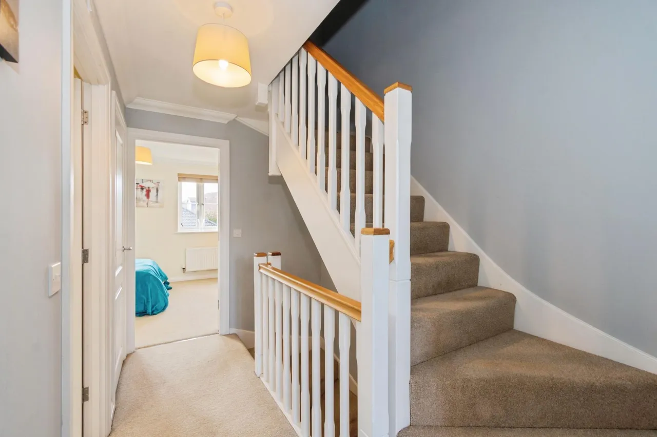 Silent Garden Road, Liphook, GU30, photo 17