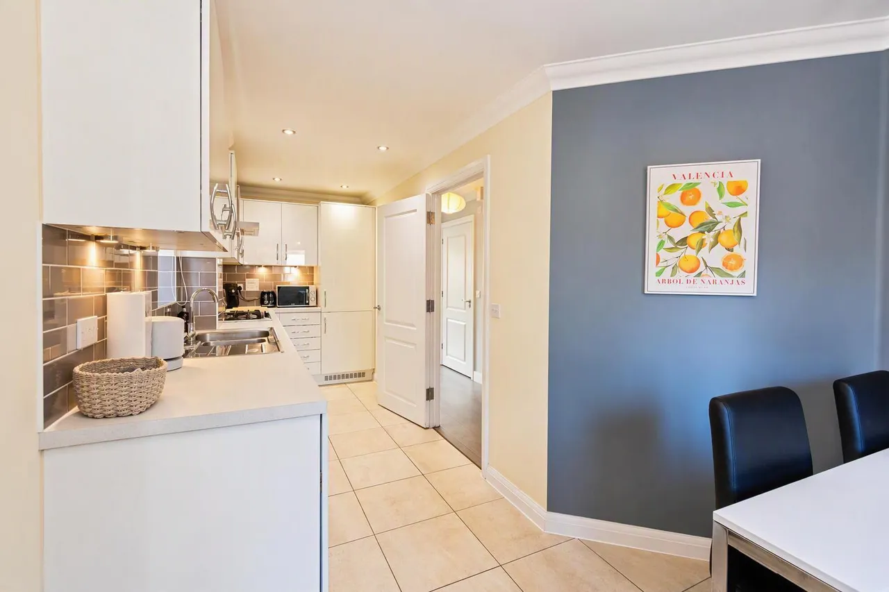 Silent Garden Road, Liphook, GU30, photo 6