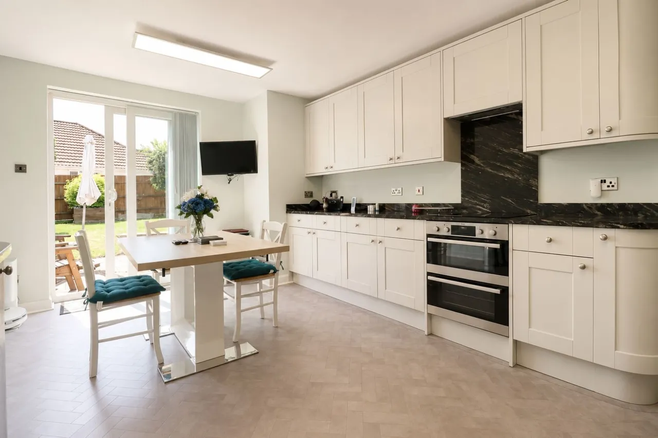 Hawes Lane, West Wickham, BR4, photo 3