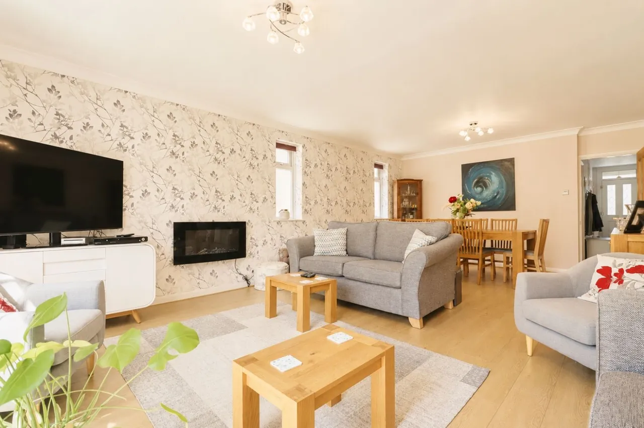 Hawes Lane, West Wickham, BR4, photo 2
