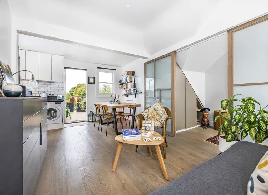 Lyndhurst Gardens, Hampstead, NW3, photo 6