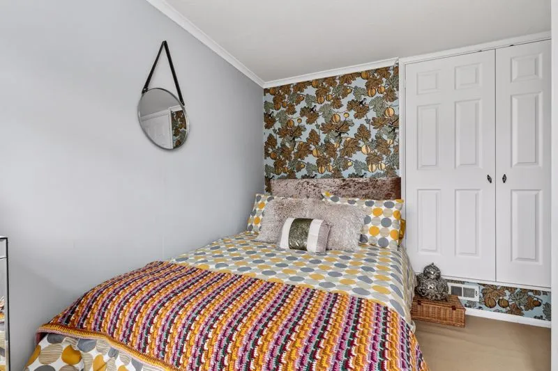 Marlborough Close Hersham, Walton-On-Thames KT12 4QS, photo 13