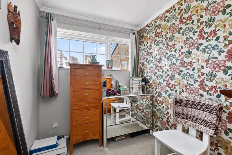 Marlborough Close Hersham, Walton-On-Thames KT12 4QS, photo 14