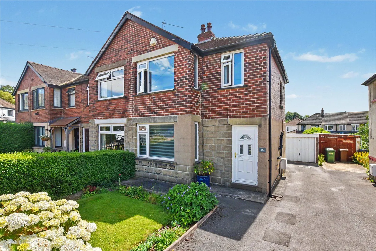 3 bed house for sale, Nursery Road, Guiseley, LS20