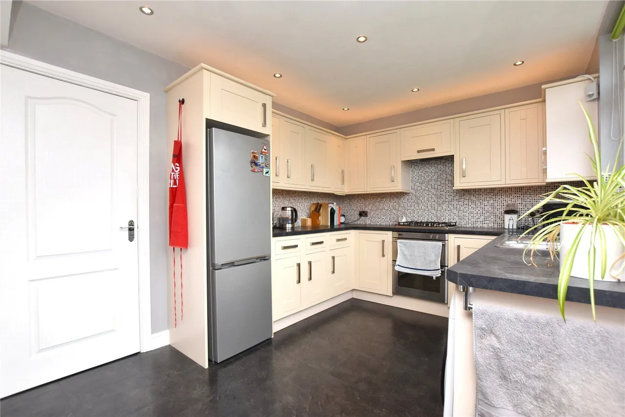Nursery Road, Guiseley, LS20, photo 13