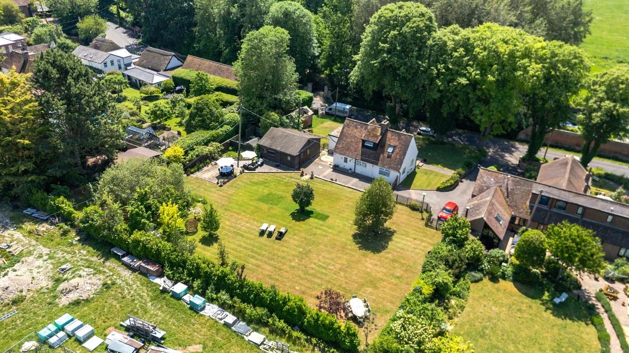 The Street, Ewelme, OX10, photo 11
