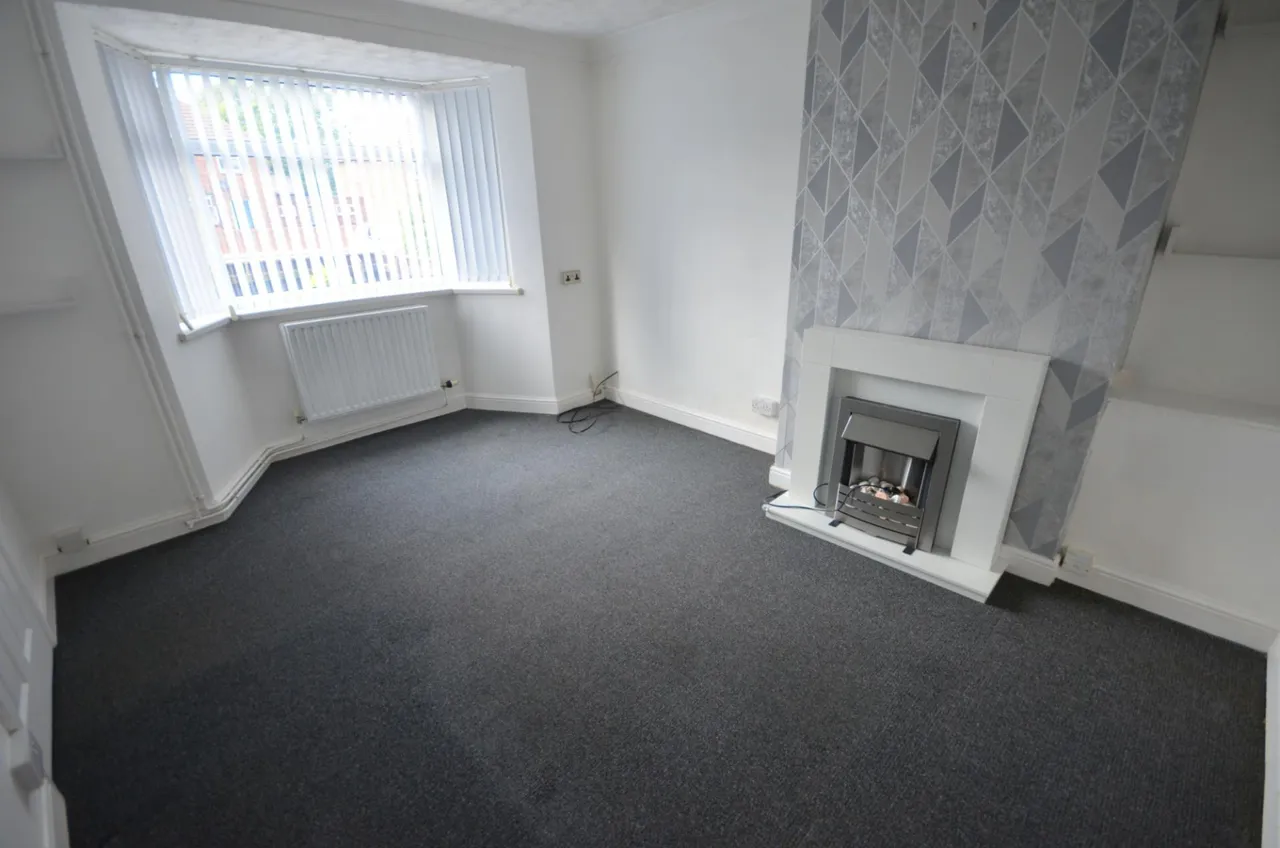 Castleford Avenue, Grimsby, DN34, photo 2
