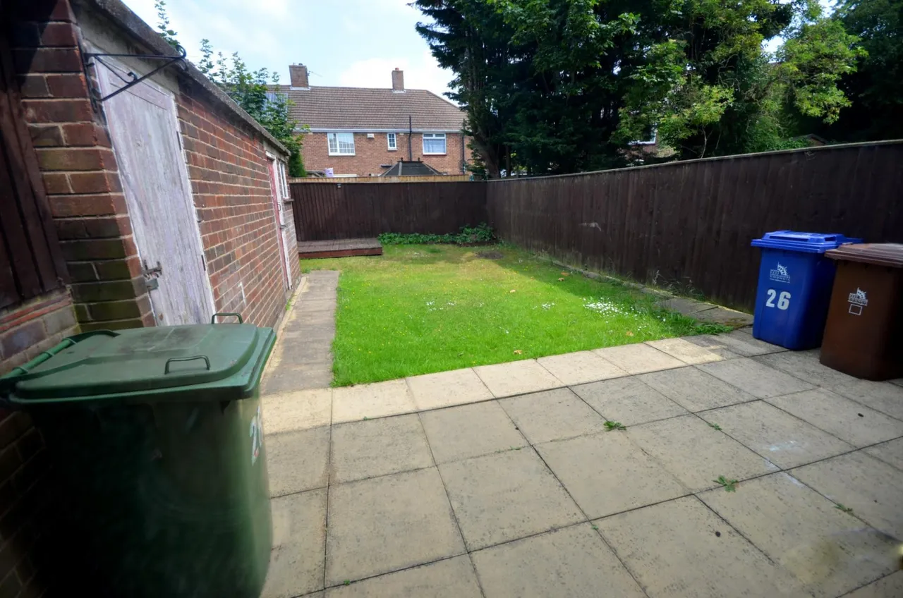 Castleford Avenue, Grimsby, DN34, photo 10