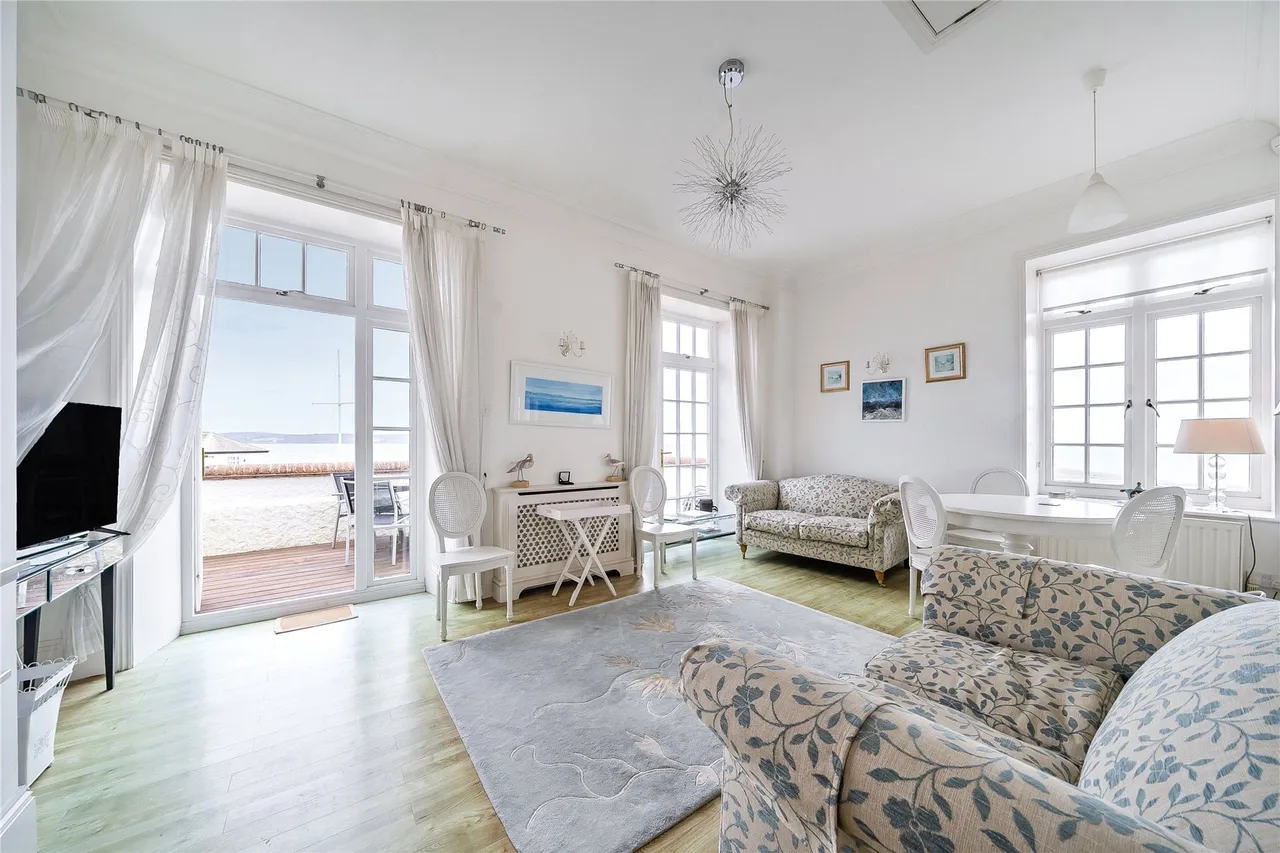 Westover Road, Milford on Sea, Lymington, Hampshire, SO41, photo 7