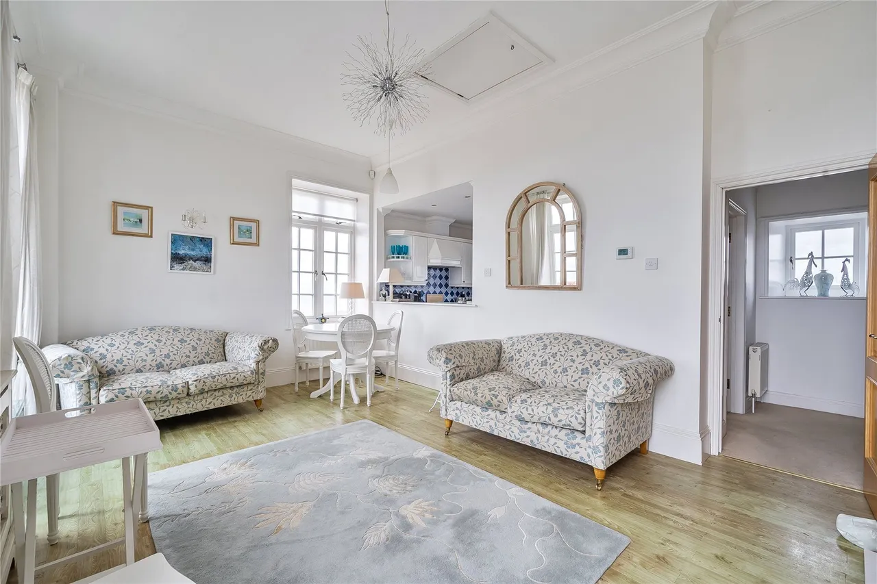 Westover Road, Milford on Sea, Lymington, Hampshire, SO41, photo 9