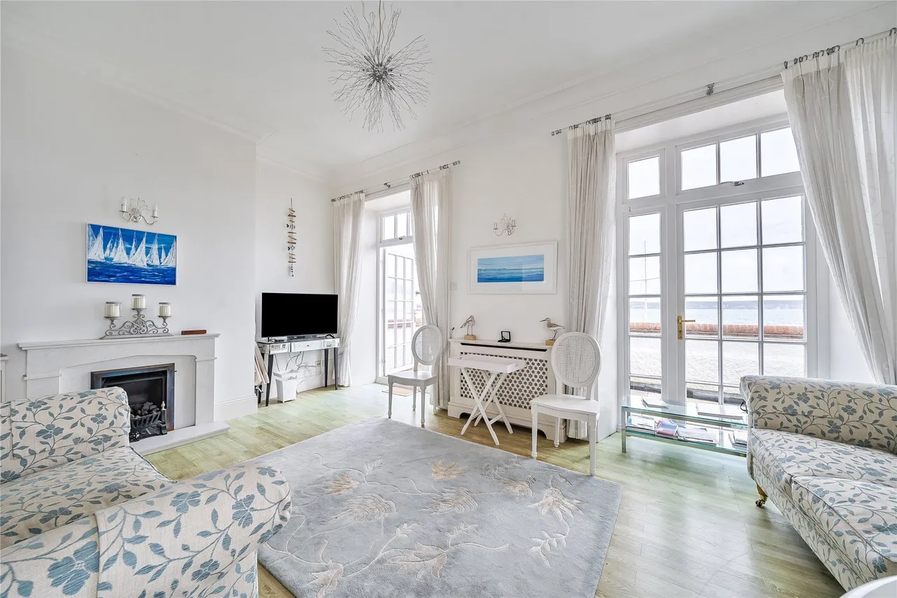 Westover Road, Milford on Sea, Lymington, Hampshire, SO41, photo 2