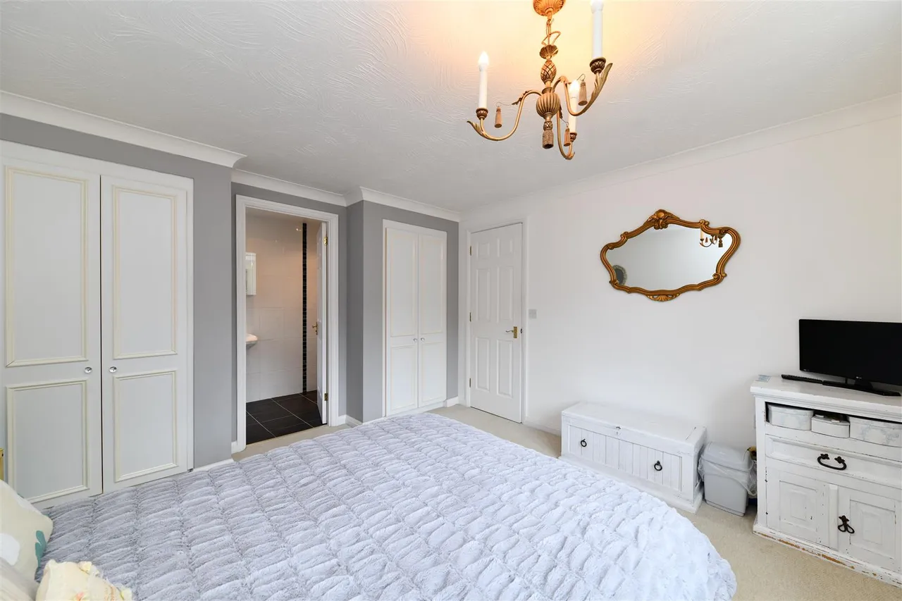 Serpentine Close, Stevenage, Herts, SG1 6AR, photo 25