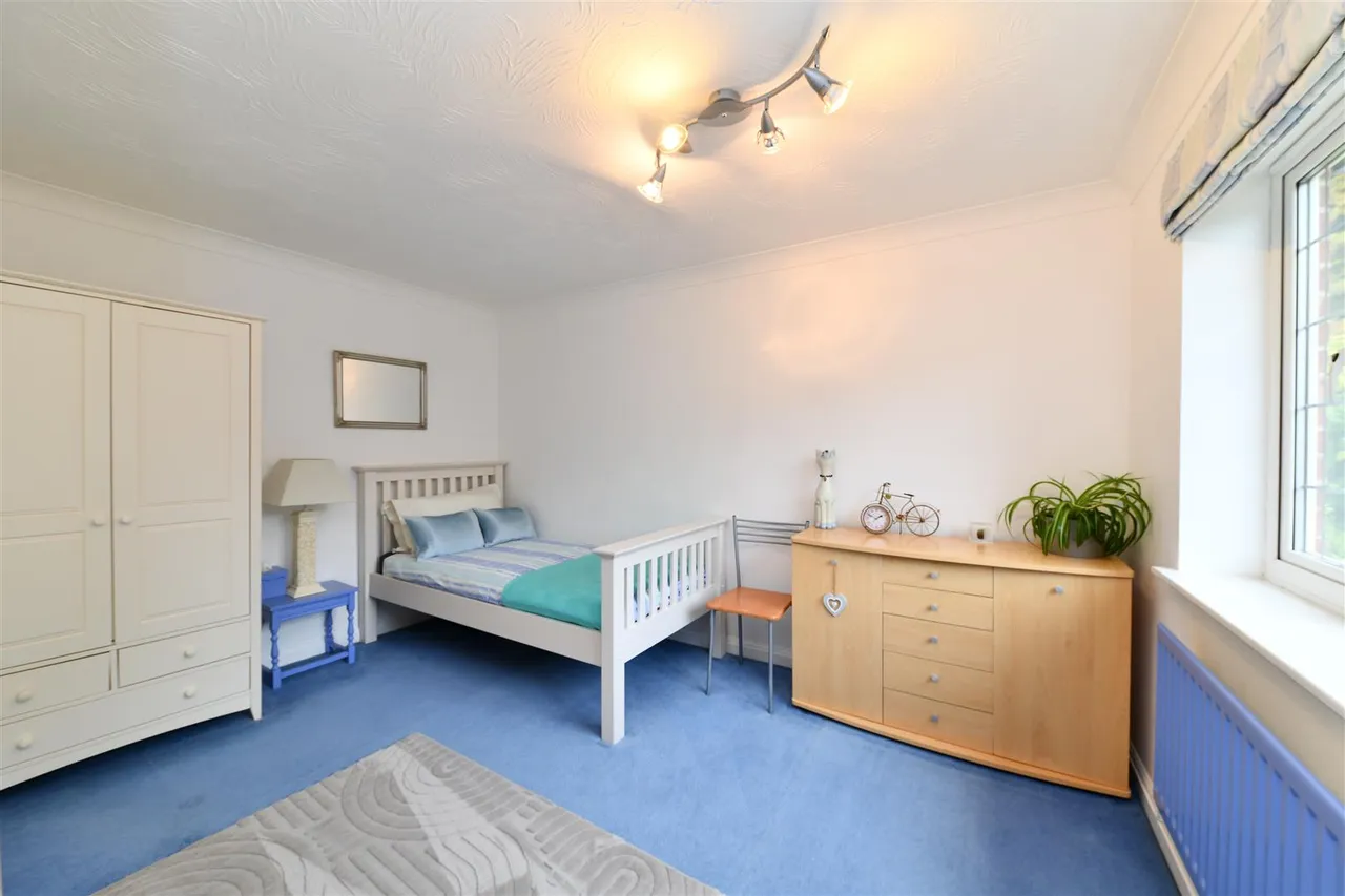 Serpentine Close, Stevenage, Herts, SG1 6AR, photo 9