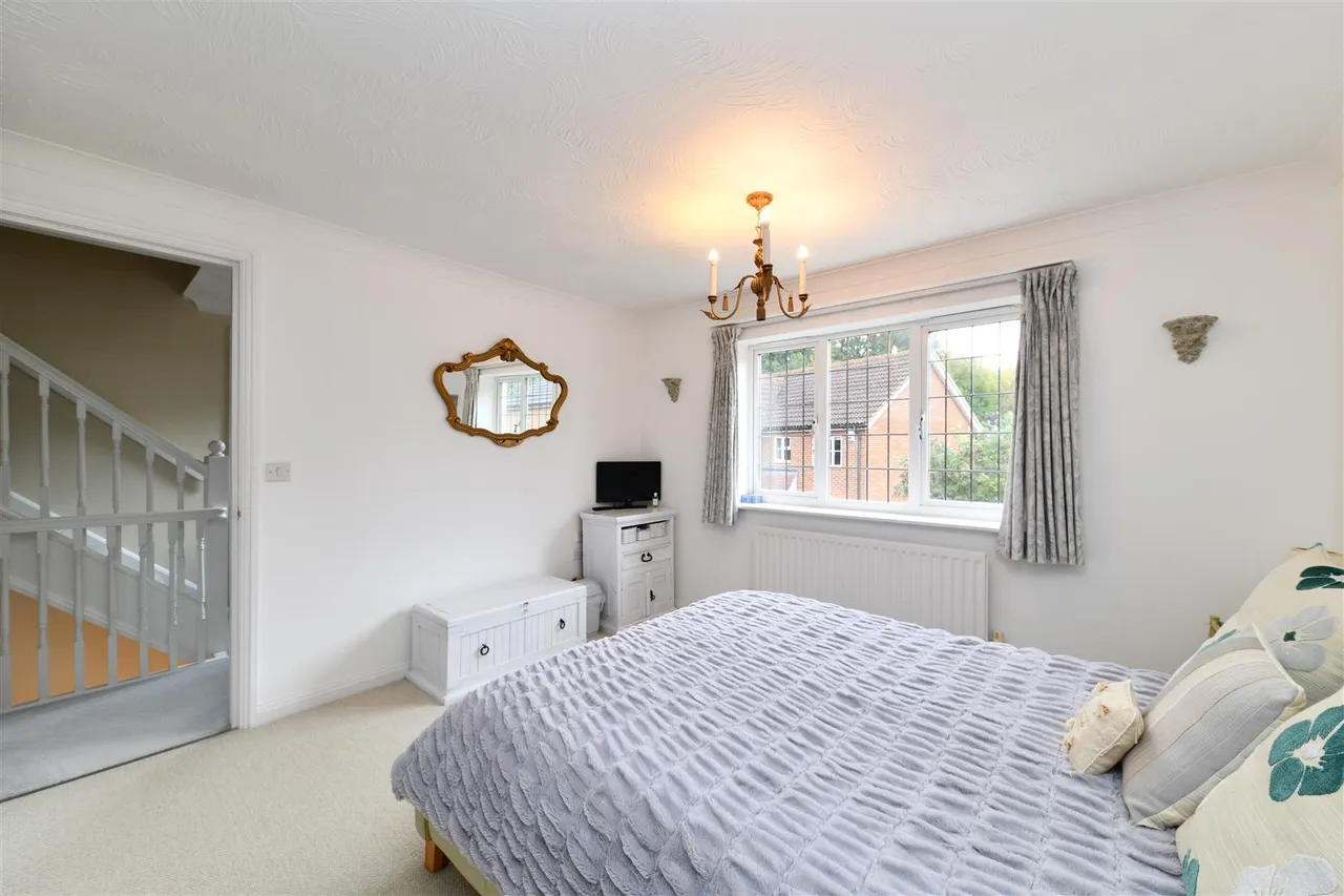Serpentine Close, Stevenage, Herts, SG1 6AR, photo 24