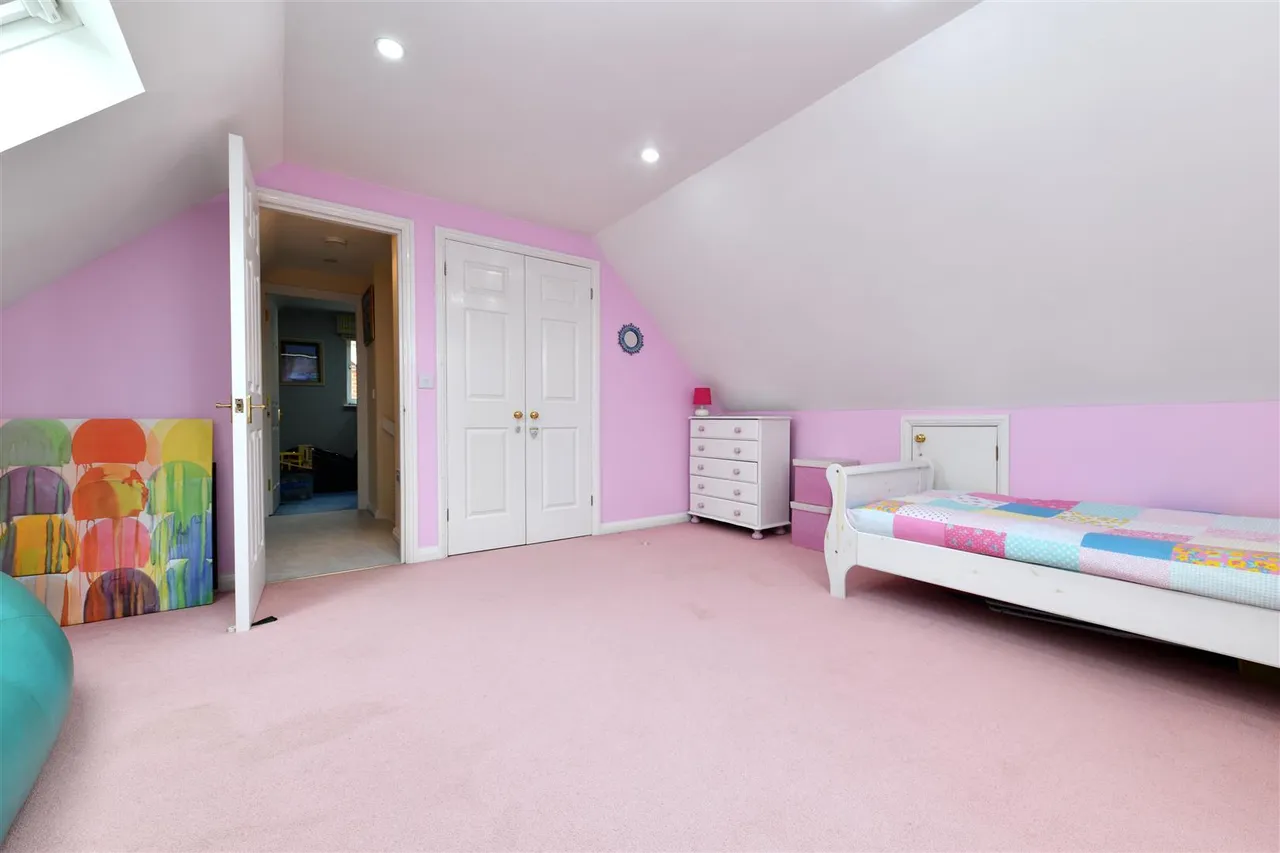 Serpentine Close, Stevenage, Herts, SG1 6AR, photo 30