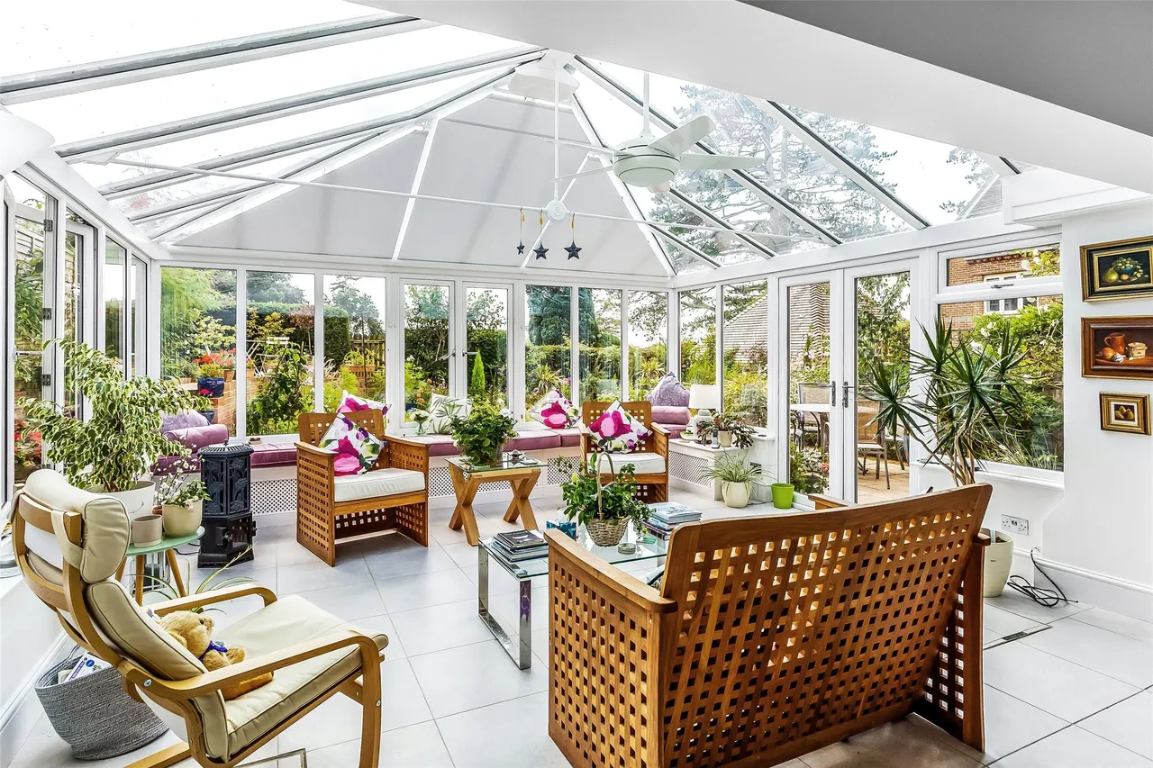 Grenehurst Park, Capel, RH5, photo 10
