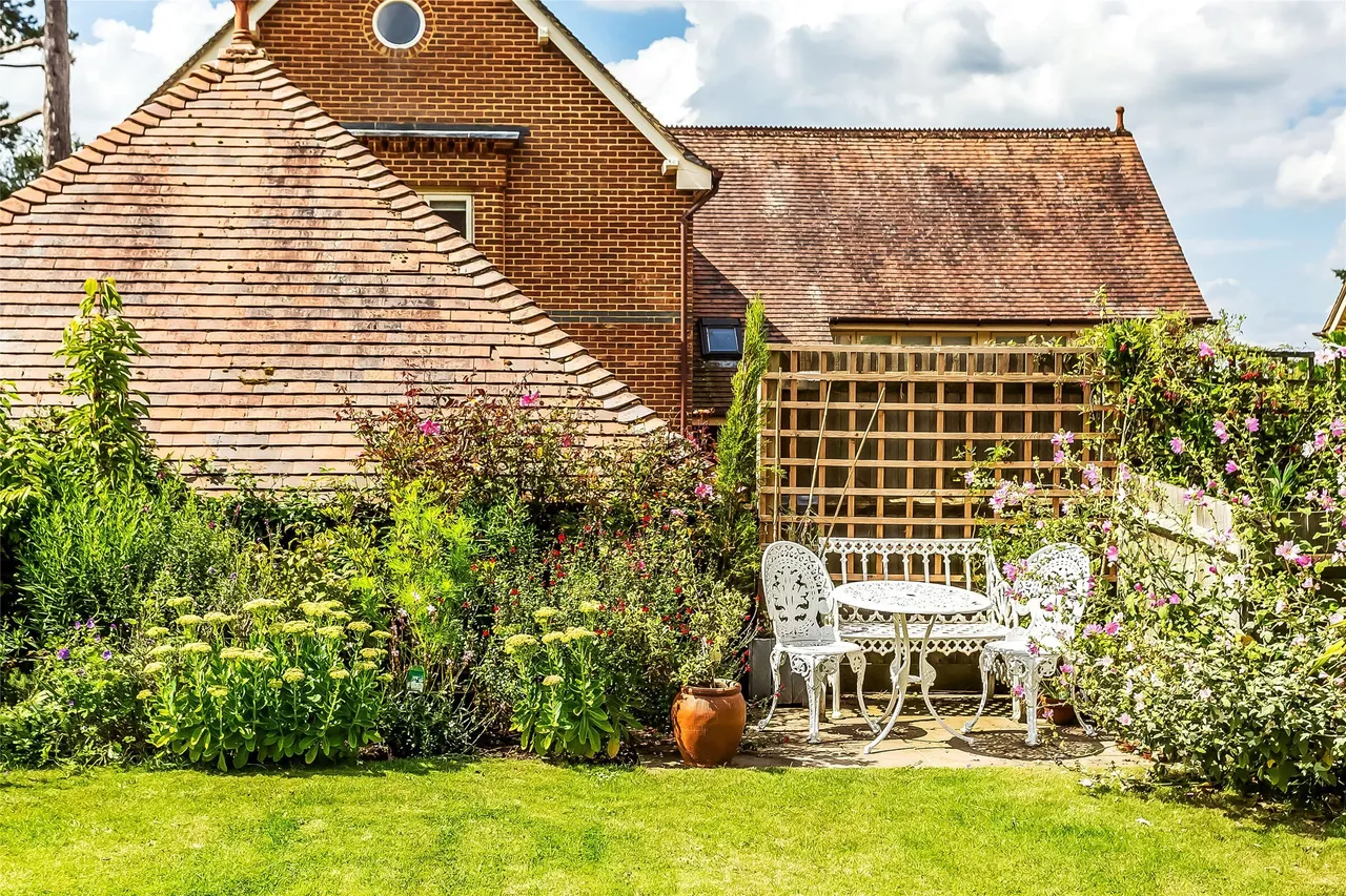 Grenehurst Park, Capel, RH5, photo 15