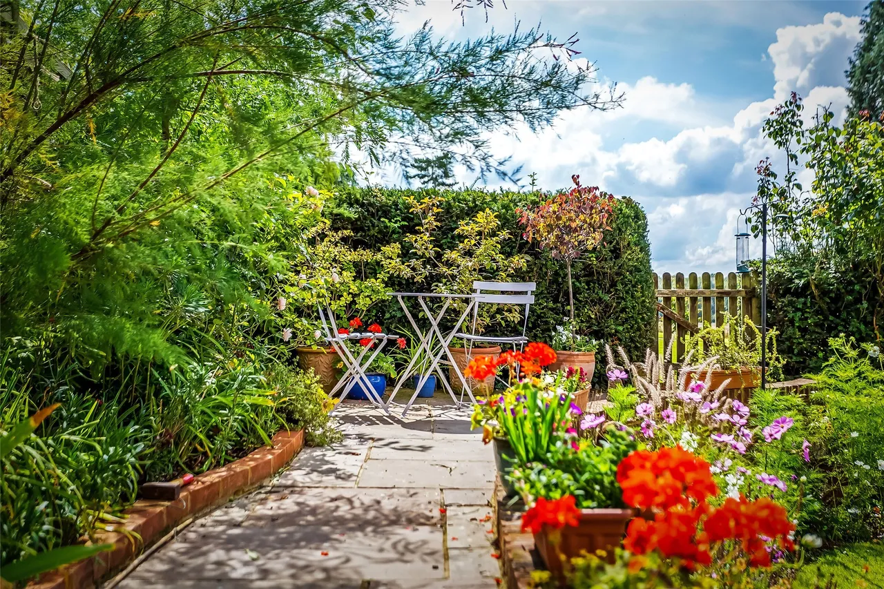 Grenehurst Park, Capel, RH5, photo 13