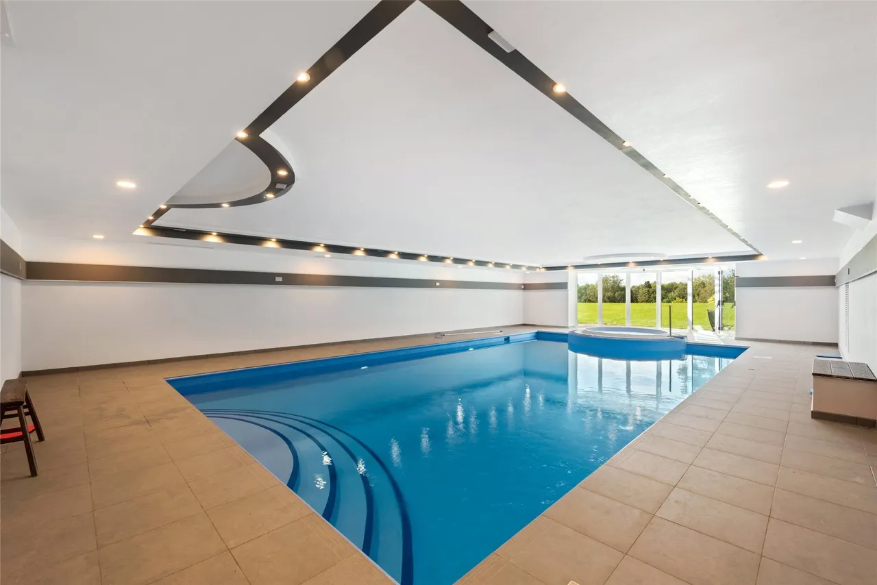 Grenehurst Park, Capel, RH5, photo 5