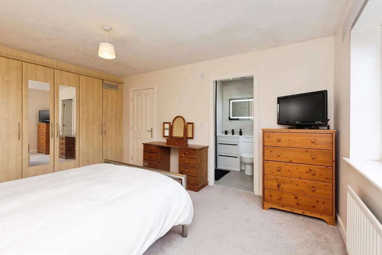 Weavers Court, SOWERBY BRIDGE, photo 10