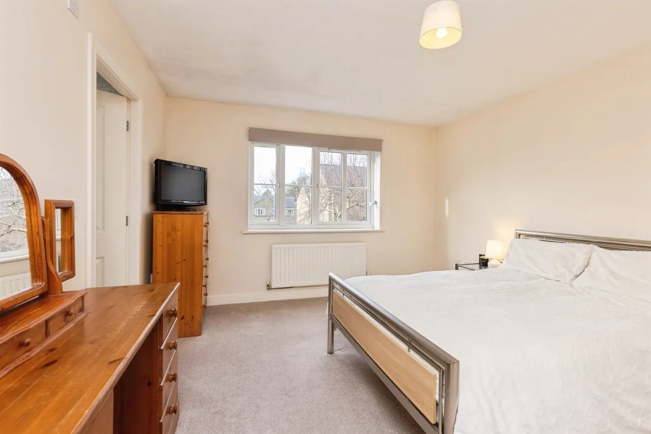 Weavers Court, SOWERBY BRIDGE, photo 9