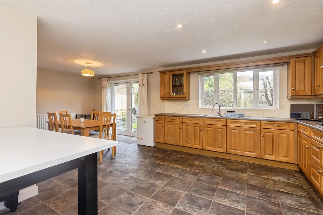 Weavers Court, SOWERBY BRIDGE, photo 6