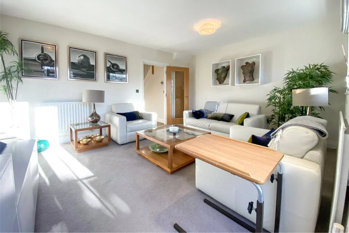 Monachus Row, Hartley Wintney, Hook, Hampshire, RG27 8DA, photo 3