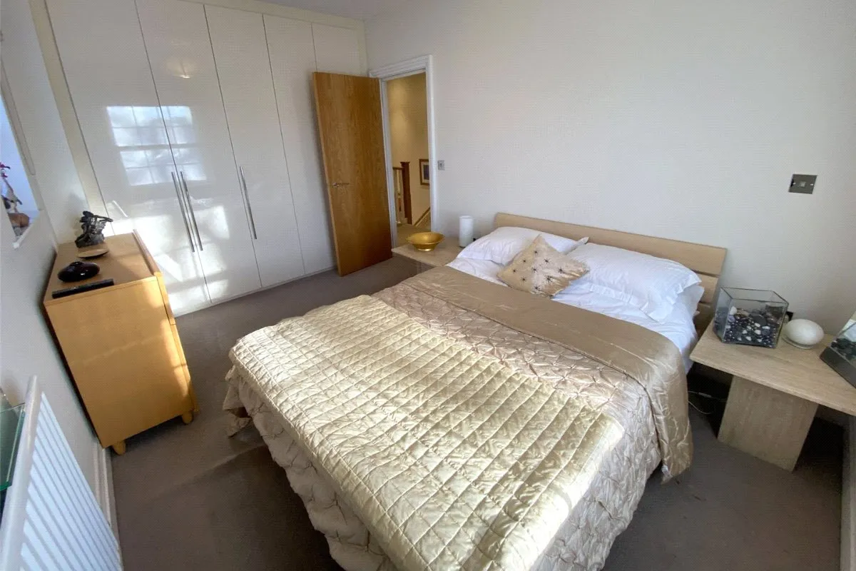 Monachus Row, Hartley Wintney, Hook, Hampshire, RG27 8DA, photo 9