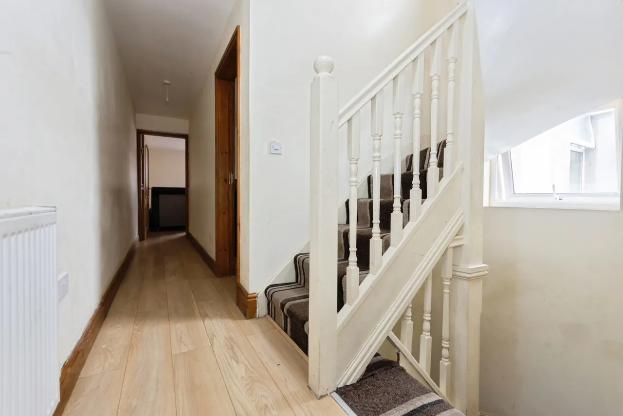 Oakwood Road, Birmingham, B11, photo 37