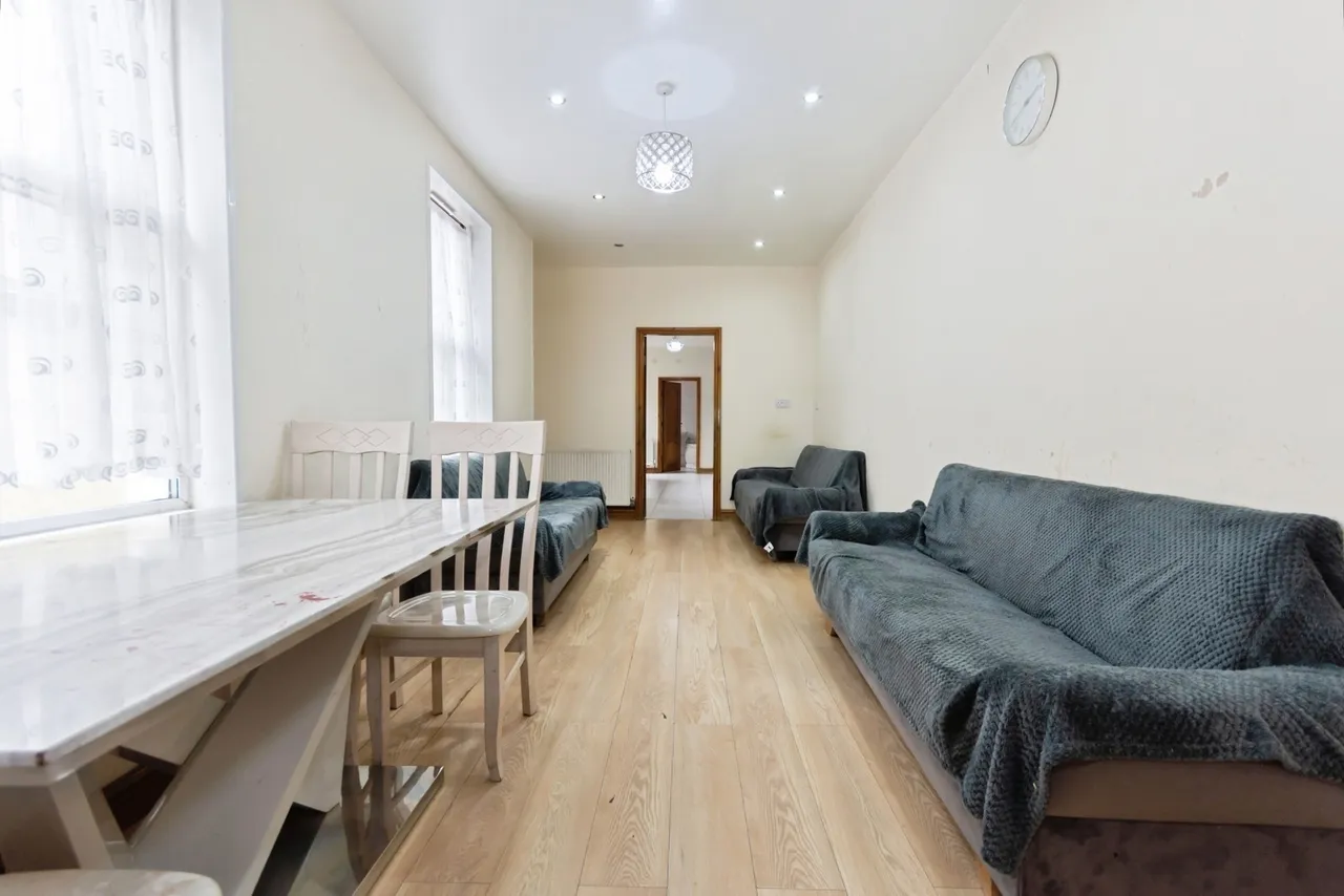 Oakwood Road, Birmingham, B11, photo 32