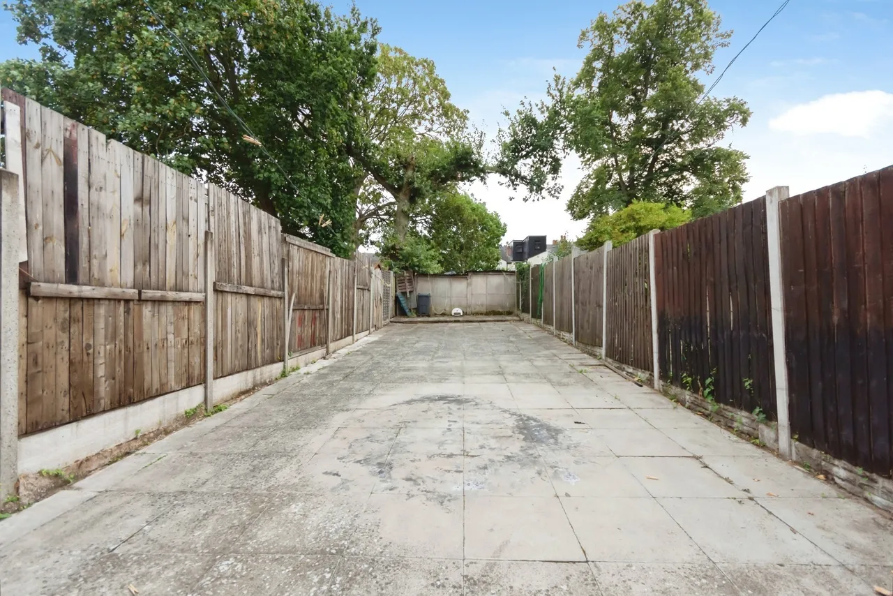 Oakwood Road, Birmingham, B11, photo 14