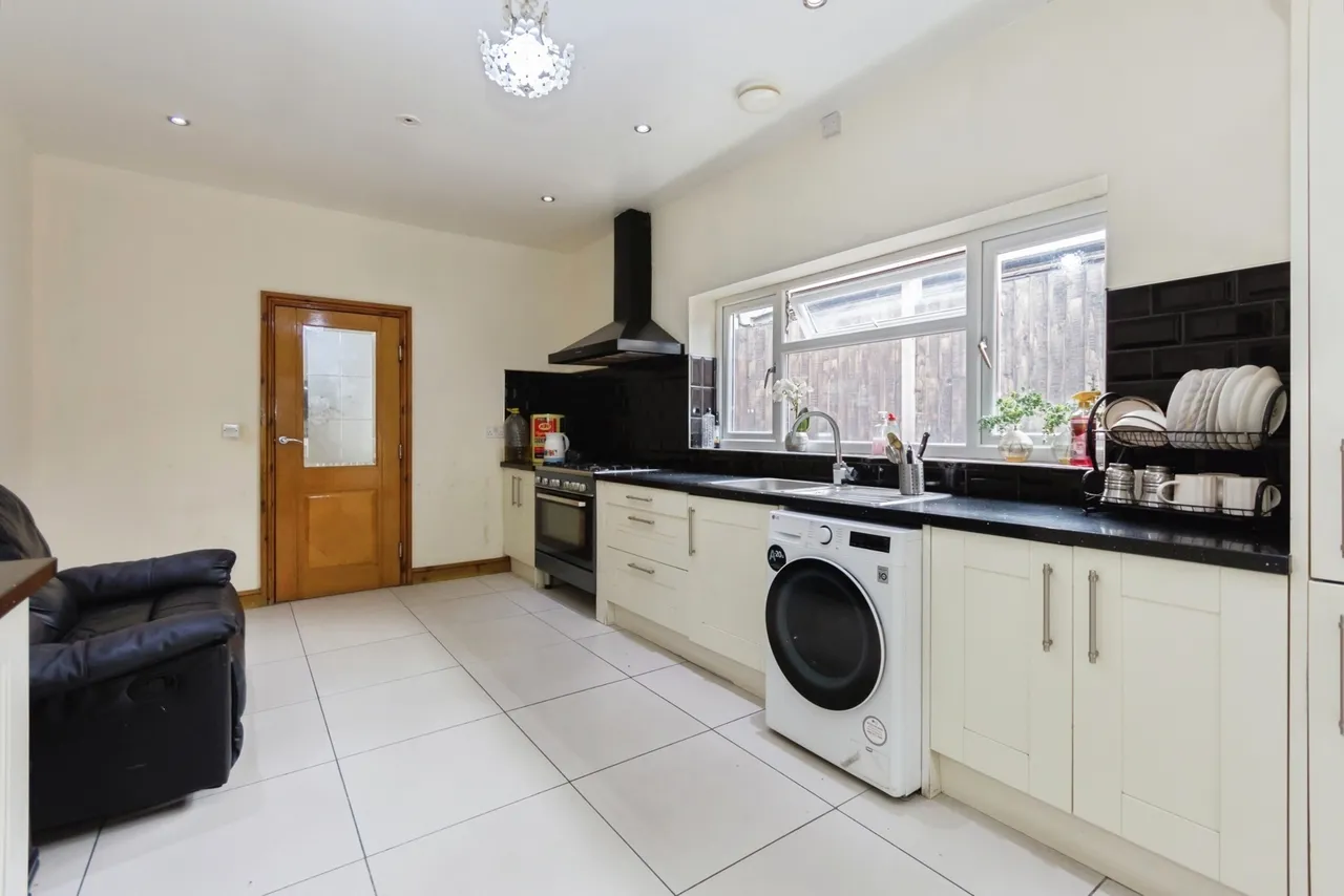 Oakwood Road, Birmingham, B11, photo 5