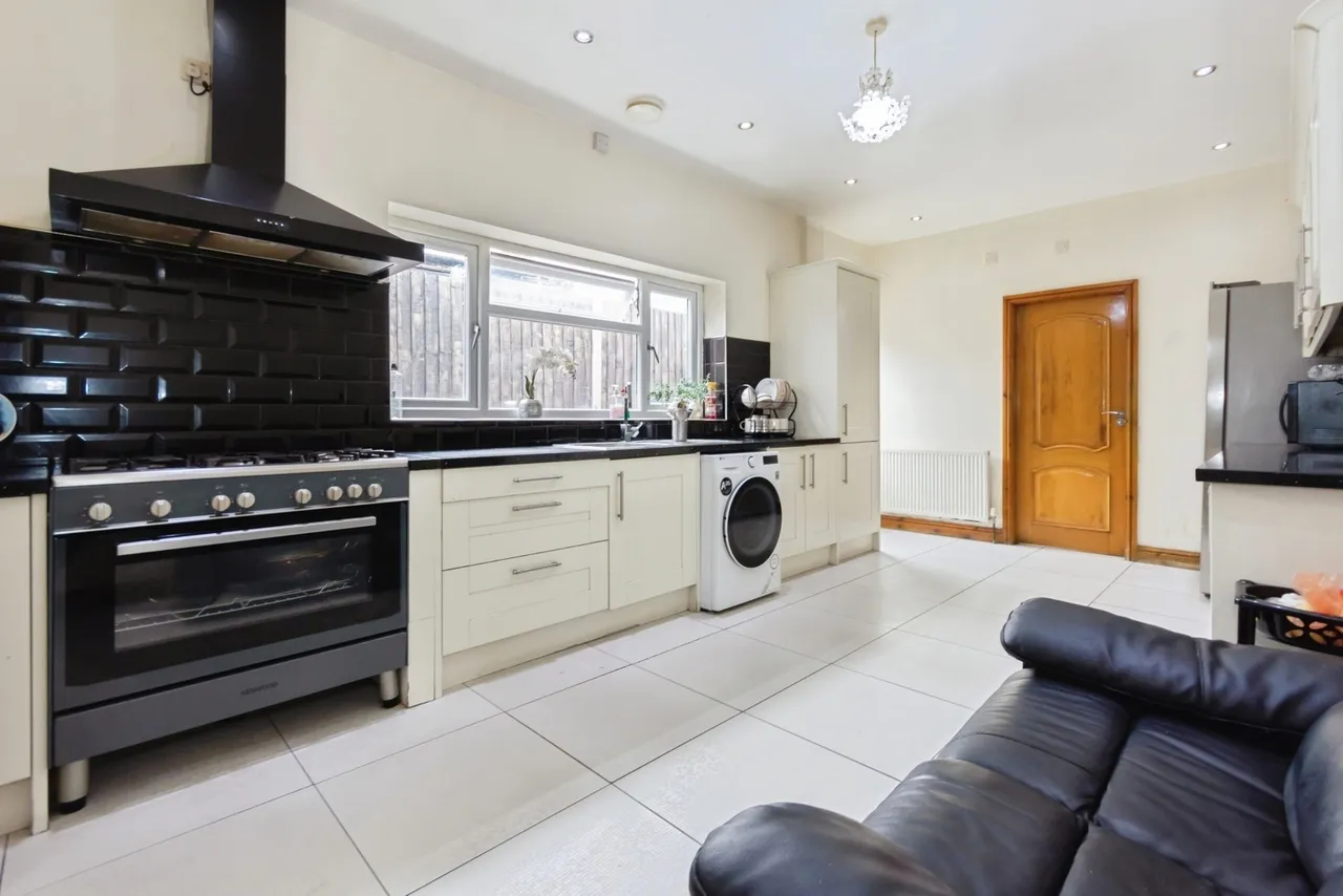 Oakwood Road, Birmingham, B11, photo 7