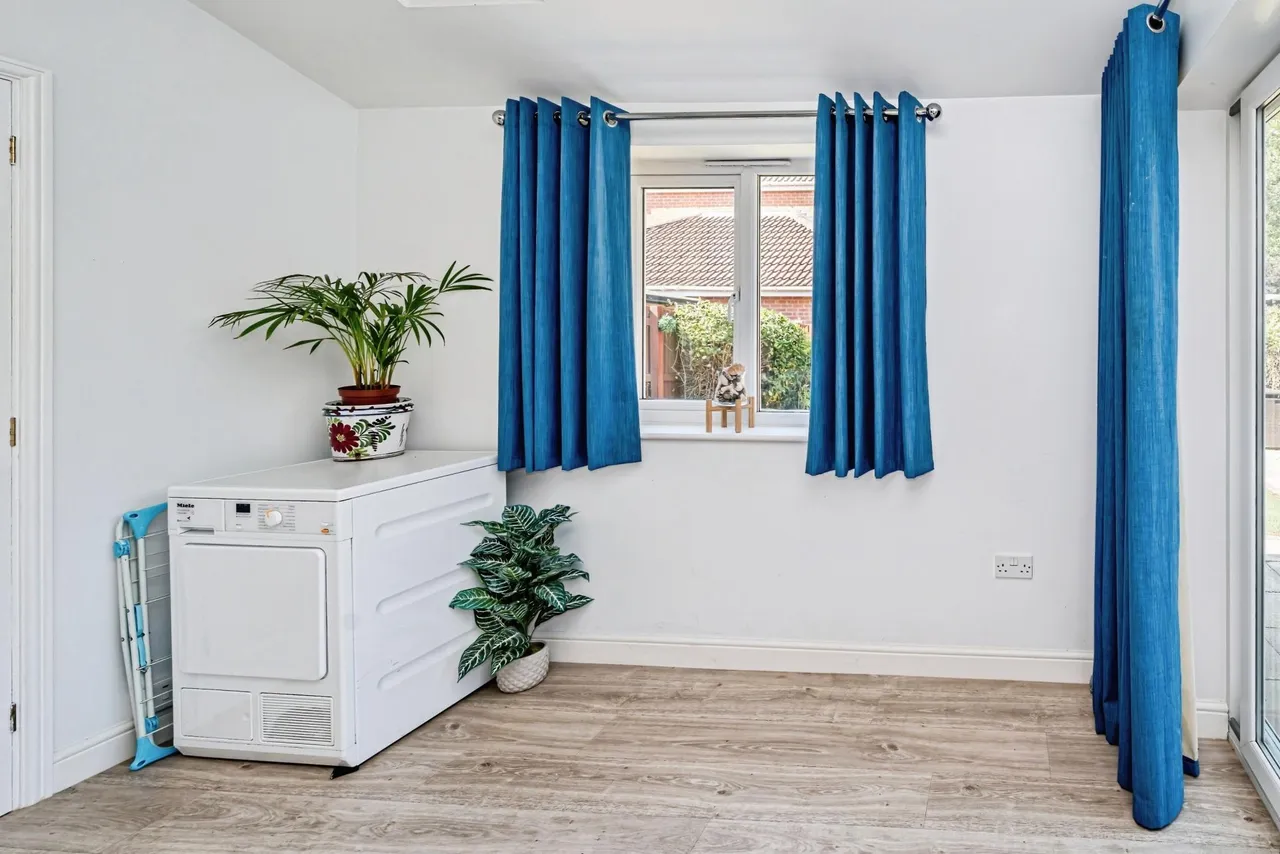 Briskman Way, Aylesbury, HP21, photo 8