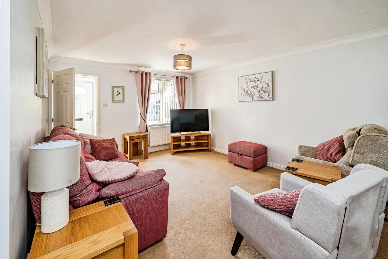 Briskman Way, Aylesbury, HP21, photo 5