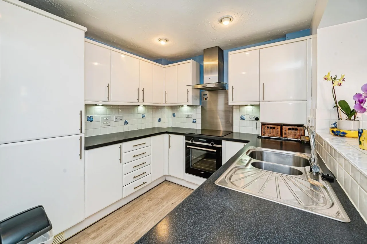 Briskman Way, Aylesbury, HP21, photo 4