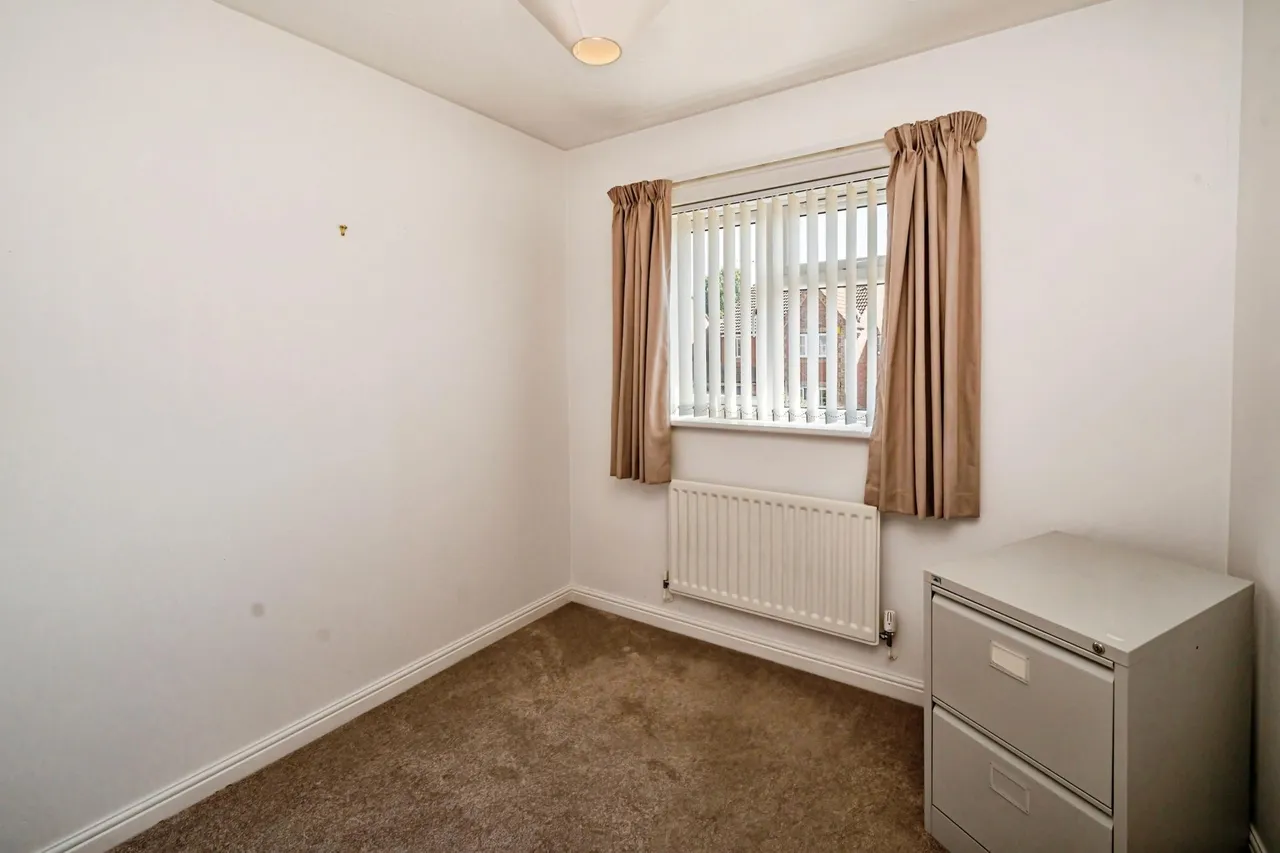 Briskman Way, Aylesbury, HP21, photo 16