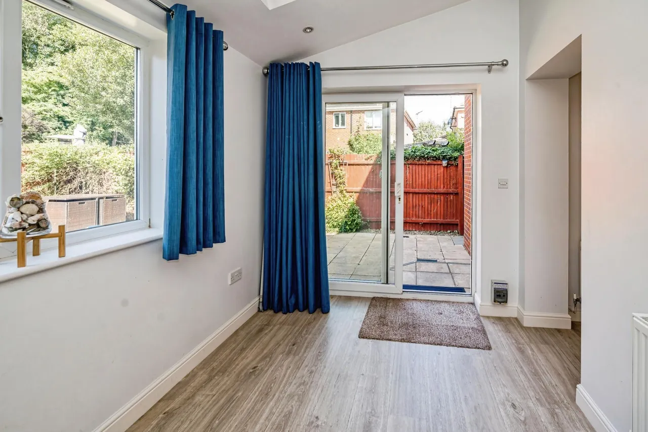 Briskman Way, Aylesbury, HP21, photo 9