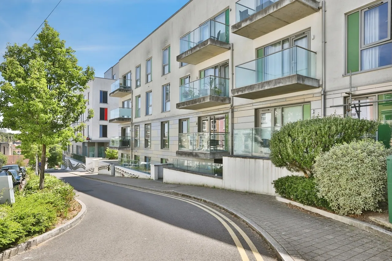 2 bed flat for sale, Upper Terrace Road, Bournemouth, BH2